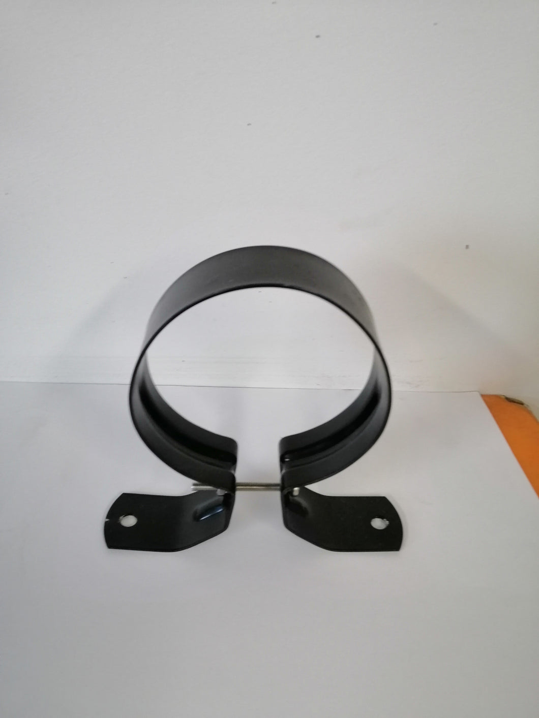 100mm d/pipe clip